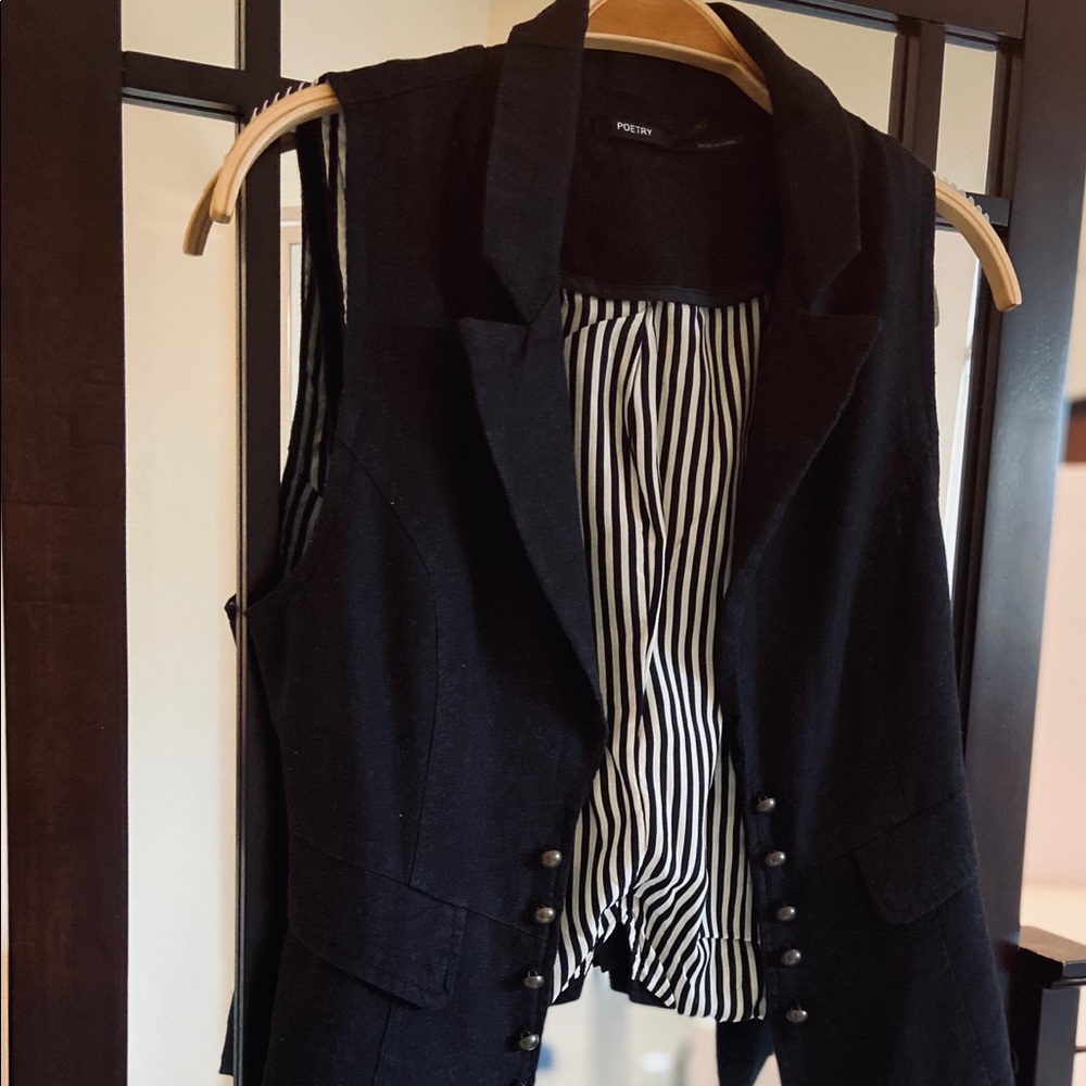 Cute poetry black vest